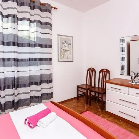 דירה With A Parking Space Brsecine, Dubrovnik - 8548 זאטון